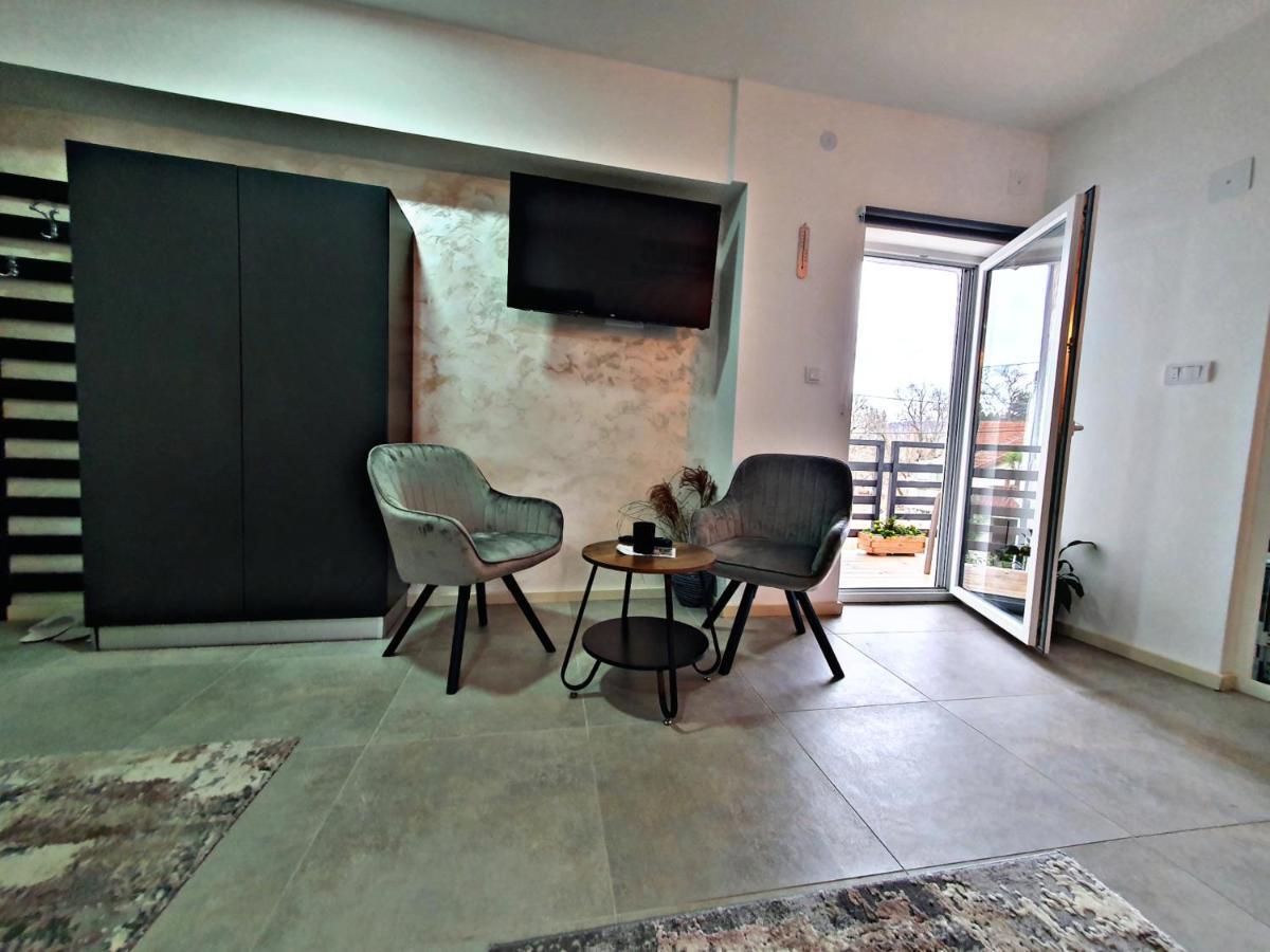 Luxor Apartmani 2 Vrnjačka Banja Zewnętrze zdjęcie
